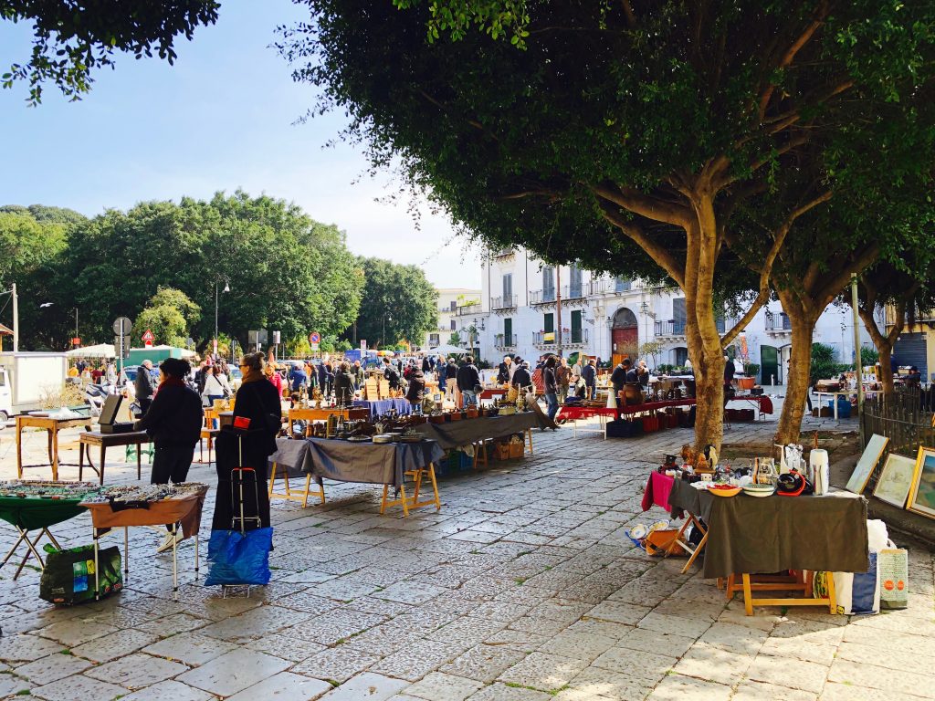 Palermo Flohmarkt Piazza Marina