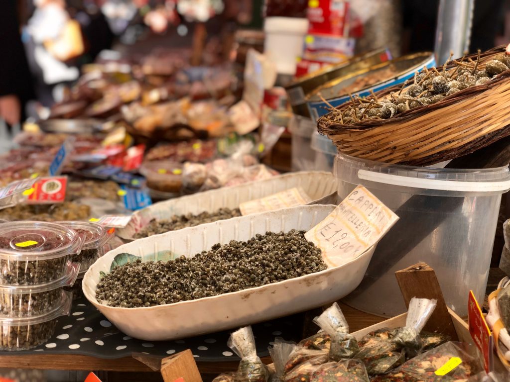 Palermo Markt Ballaro gesalzene Pistazien