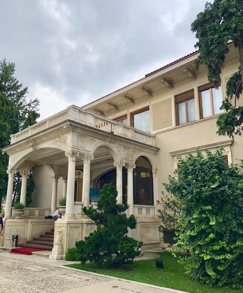 Ceaușescu Haus Außenansicht Bukarest Tipp